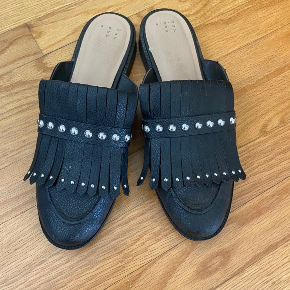 Mules with fringe and studs